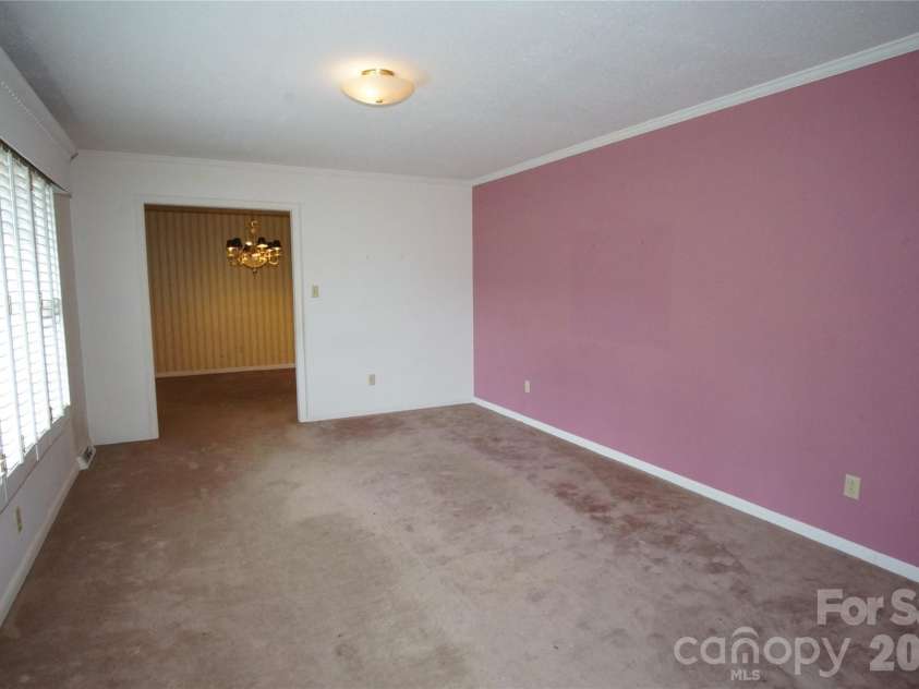 714 Crestmont Drive, Concord, NC 28025.  MLS# CAR4381875, YatesRealty ID 21714. Formal Living Room