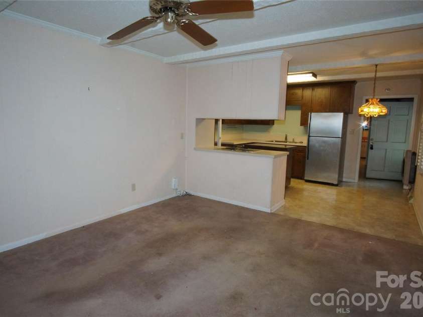 714 Crestmont Drive, Concord, NC 28025.  MLS# CAR4381875, YatesRealty ID 21714. Living Room