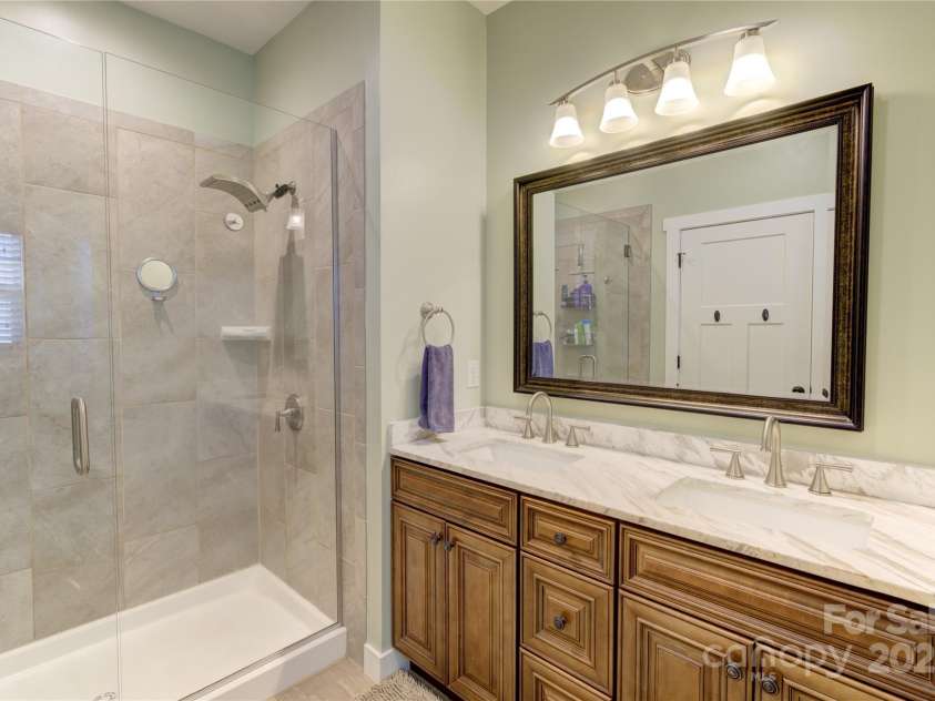 54 Asher Lane, Etowah, NC 28729.  MLS# CAR4266720, YatesRealty ID 21716. 