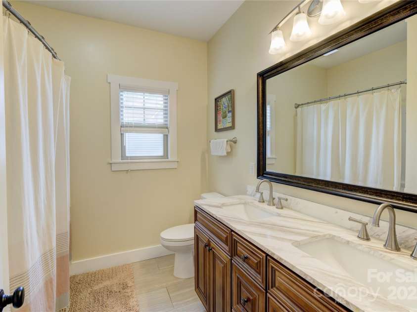 54 Asher Lane, Etowah, NC 28729.  MLS# CAR4266720, YatesRealty ID 21716. 