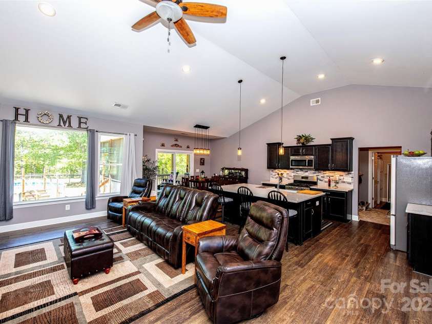 340 Hound Hollow Road, Camden, SC 29020.  MLS# CAR4240958, YatesRealty ID 21717. Open Living/Kitchen Area