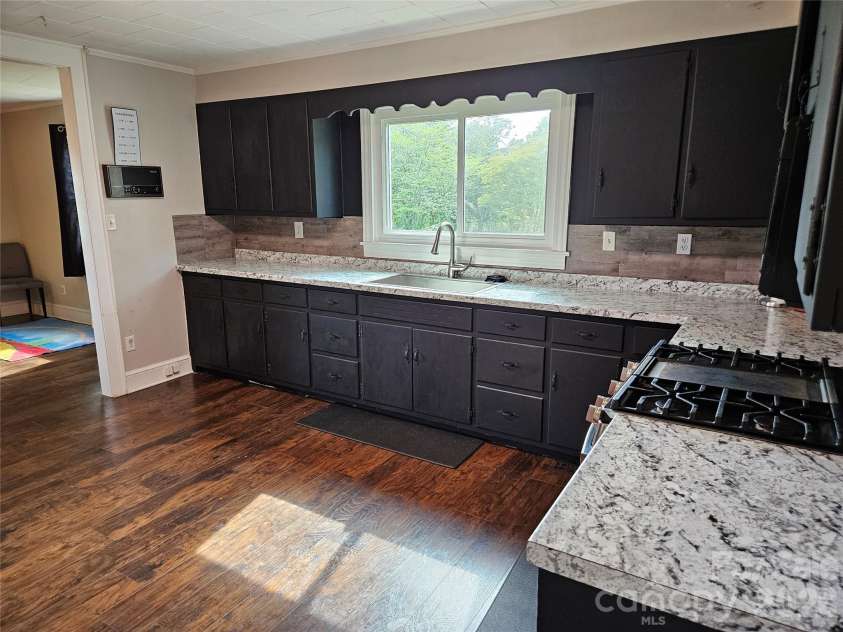 5136 Sherrill Drive, Granite Falls, NC 28630.  MLS# CAR4380585, YatesRealty ID 21718. 