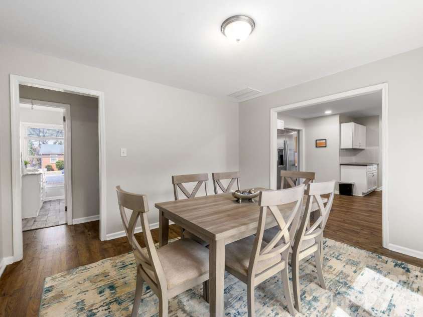 4508 Belle Plaine Drive, Charlotte, NC 28215.  MLS# CAR4380967, YatesRealty ID 21719. 