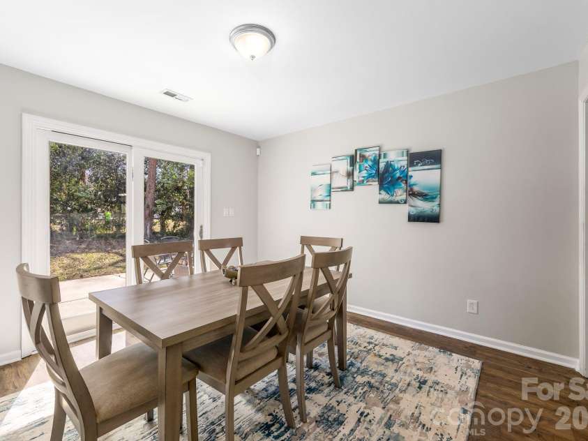 4508 Belle Plaine Drive, Charlotte, NC 28215.  MLS# CAR4380967, YatesRealty ID 21719. 