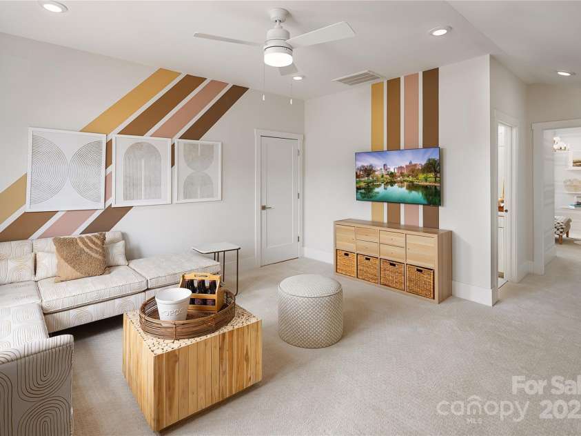 5301 Mint Harbor Way, Charlotte, NC 28269.  MLS# CAR4234791, YatesRealty ID 2172. Representative photo - Loft