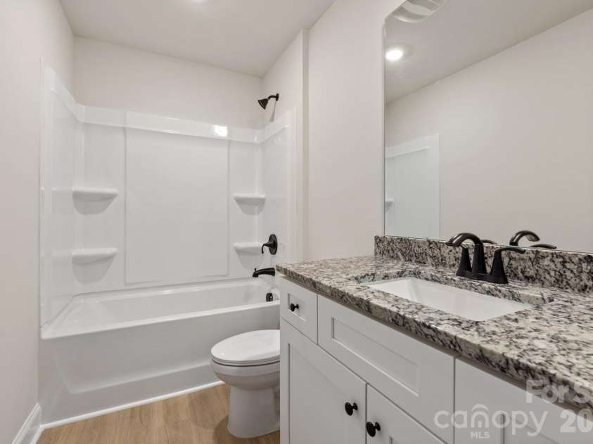 706 Willow Estates Drive, Shelby, NC 28150.  MLS# CAR4381903, YatesRealty ID 21721. 