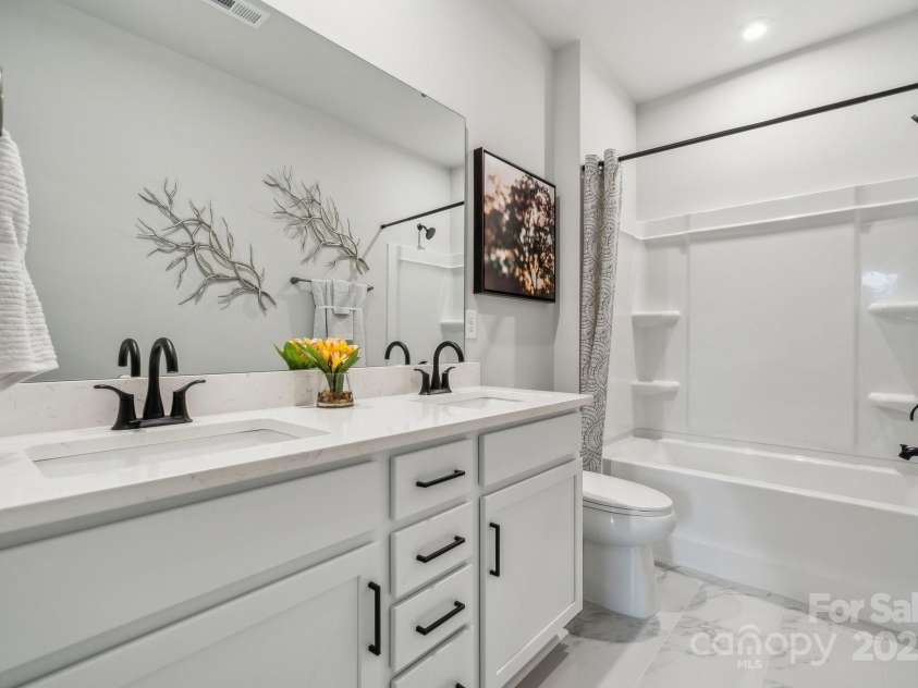 939 Exeter Drive, Sherrills Ford, NC 28673.  MLS# CAR4272612, YatesRealty ID 21721. Example Photo