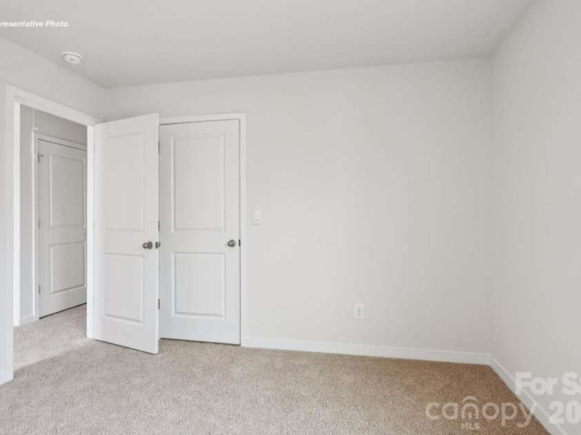 2813 Frances View Lane, Lincolnton, NC 28092.  MLS# CAR4381927, YatesRealty ID 21722. 