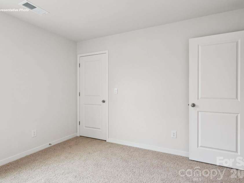 2813 Frances View Lane, Lincolnton, NC 28092.  MLS# CAR4381927, YatesRealty ID 21722. 