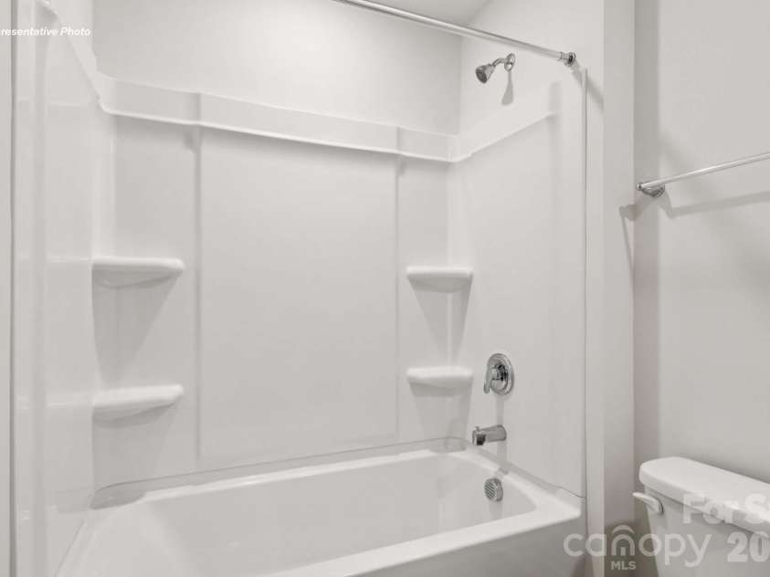2813 Frances View Lane, Lincolnton, NC 28092.  MLS# CAR4381927, YatesRealty ID 21722. 