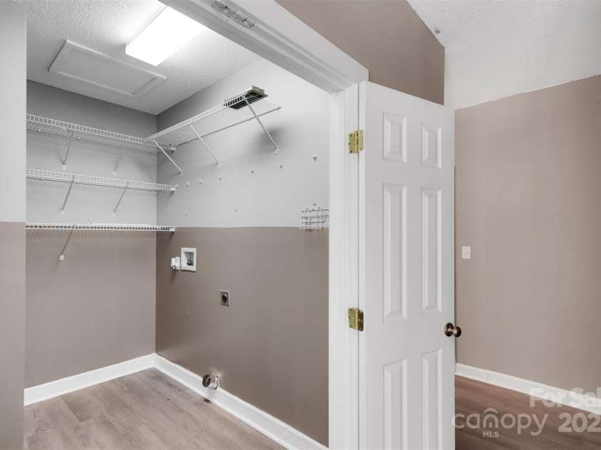 3333 Roberta Road, Concord, NC 28027.  MLS# CAR4325071, YatesRealty ID 21726. 3rd bedroom Closet