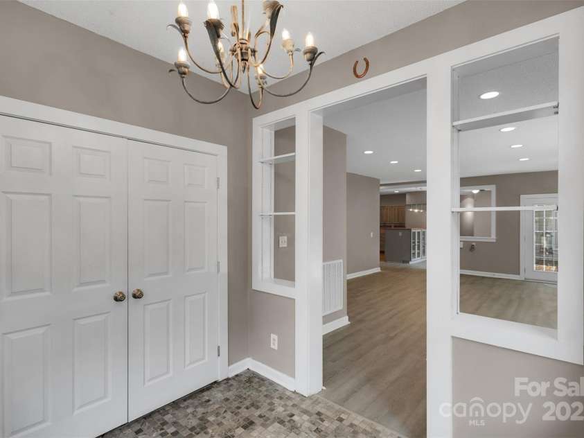 3333 Roberta Road, Concord, NC 28027.  MLS# CAR4325071, YatesRealty ID 21726. Foyer/Mud Room