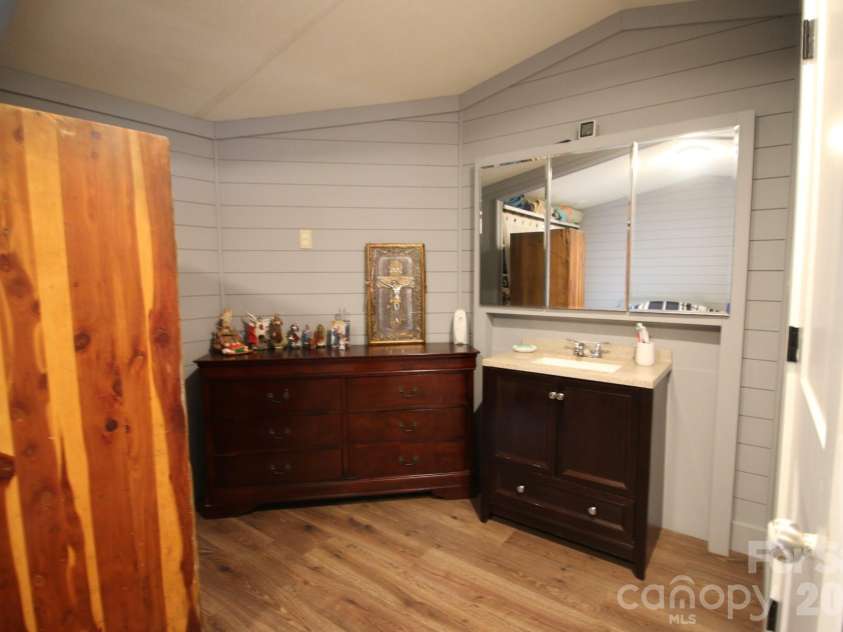 1226 Percy Lane, Rockwell, NC 28138.  MLS# CAR4381945, YatesRealty ID 21727. Master Bathroom