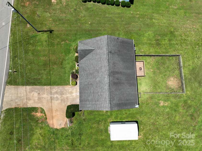 402 Beaver Dam Church Road, Shelby, NC 28152.  MLS# CAR4273406, YatesRealty ID 21728. 