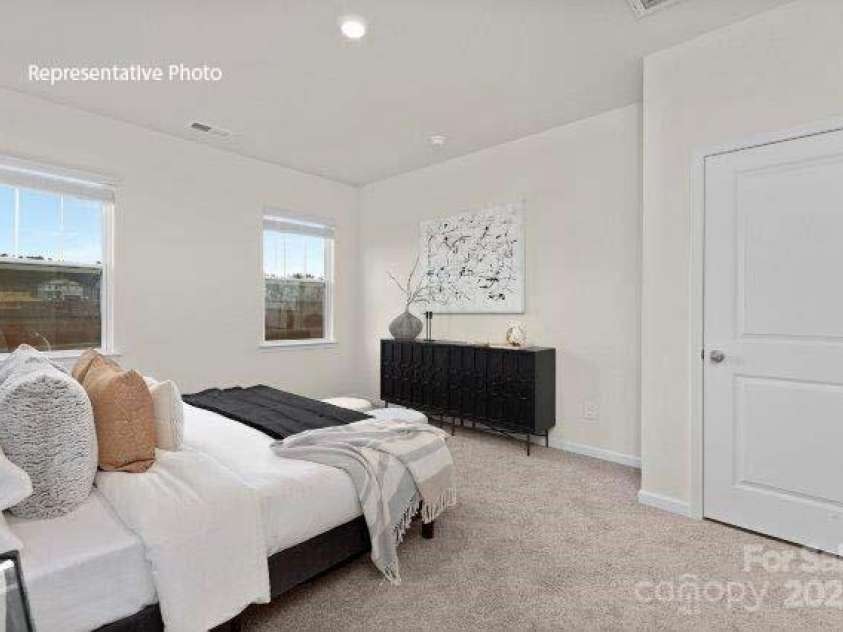 159 Apple Orchard Court, Statesville, NC 28677.  MLS# CAR4274494, YatesRealty ID 21729. 