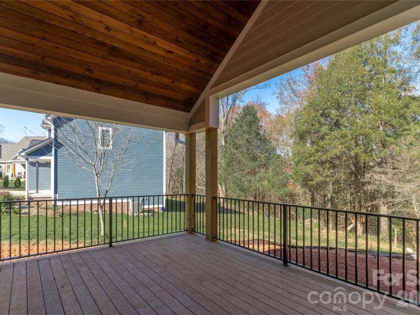 2656 Polo Lane, Maiden, NC 28650.  MLS# CAR4387264, YatesRealty ID 2173. 
