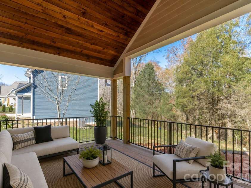 2656 Polo Lane, Maiden, NC 28650.  MLS# CAR4387264, YatesRealty ID 2173. 