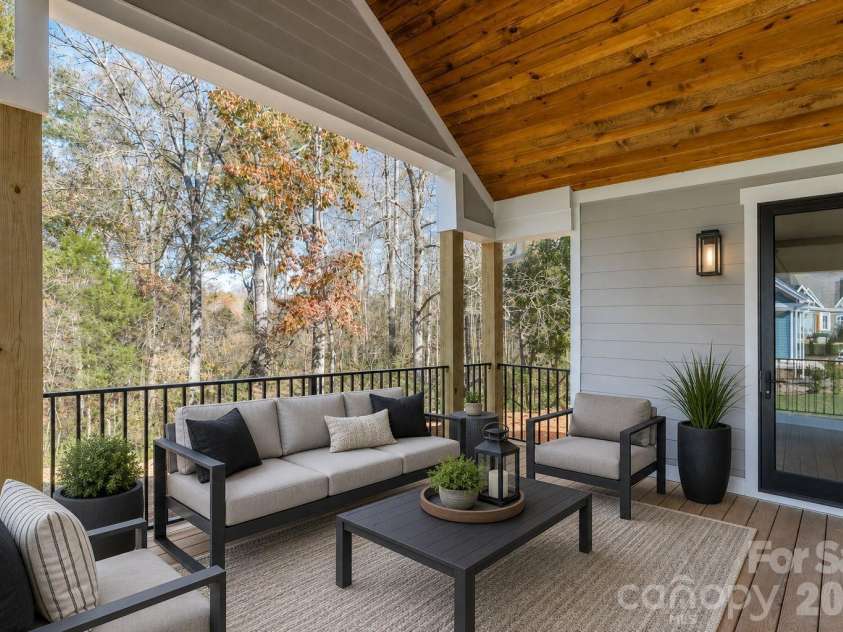 2656 Polo Lane, Maiden, NC 28650.  MLS# CAR4387264, YatesRealty ID 2173. 