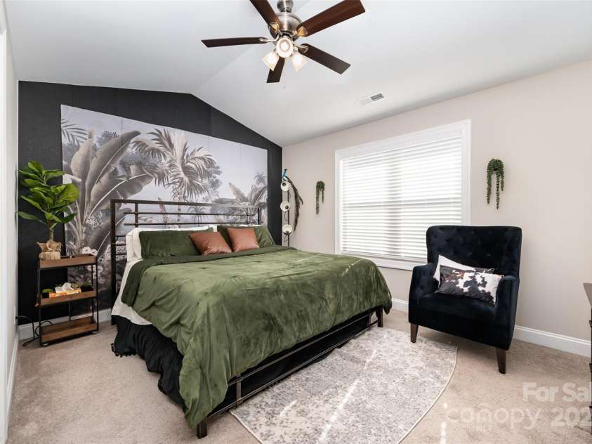 600 8th Street, Kannapolis, NC 28081.  MLS# CAR4318559, YatesRealty ID 2173. 