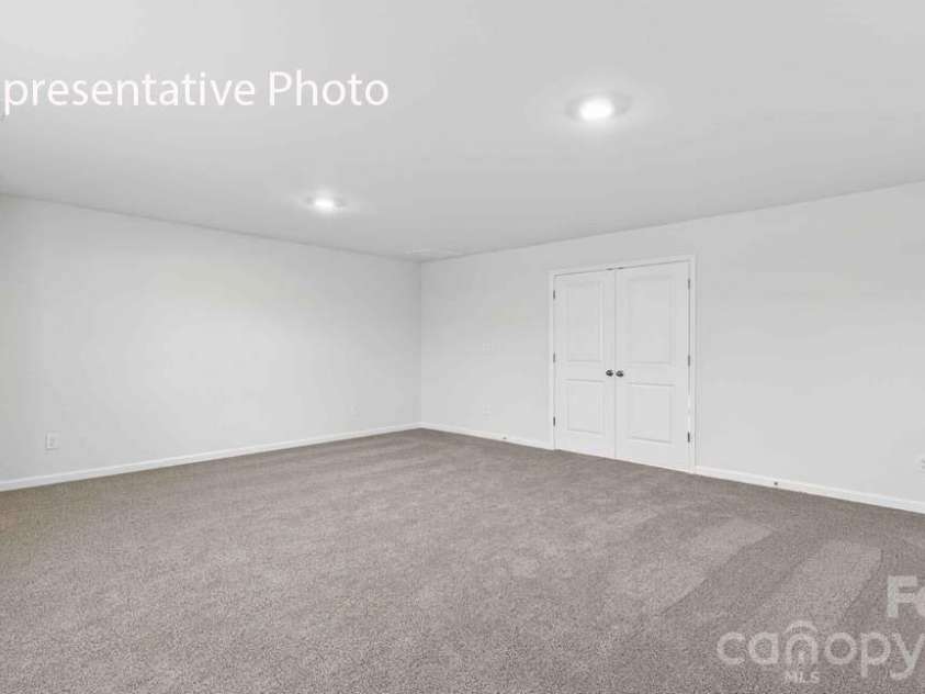 110 Pecan Grove Lane, Statesville, NC 28677.  MLS# CAR4382089, YatesRealty ID 21733. 