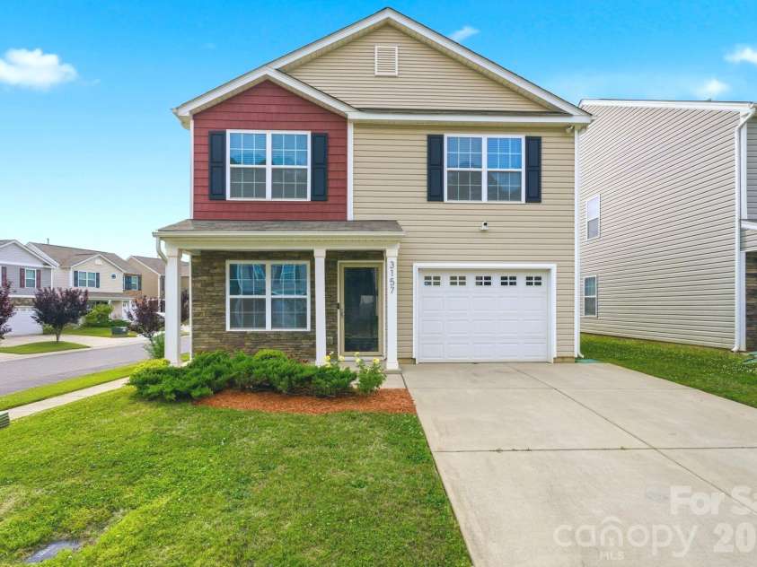 3157 Green Apple Drive, Dallas, NC 28034.  MLS# CAR4382079, YatesRealty ID 21734. 