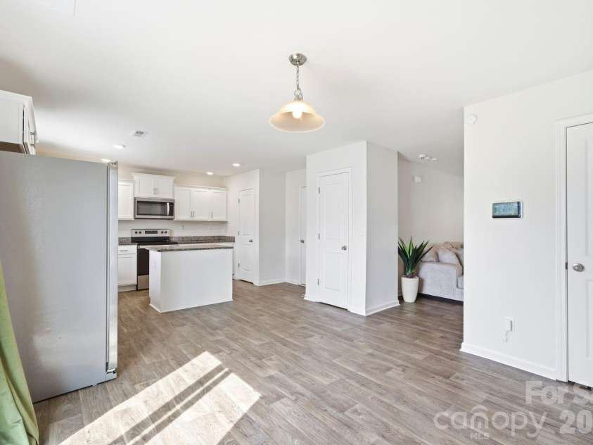 3157 Green Apple Drive, Dallas, NC 28034.  MLS# CAR4382079, YatesRealty ID 21734. 