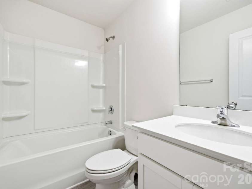 3157 Green Apple Drive, Dallas, NC 28034.  MLS# CAR4382079, YatesRealty ID 21734. 