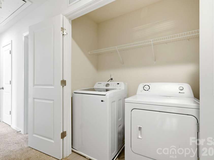 3157 Green Apple Drive, Dallas, NC 28034.  MLS# CAR4382079, YatesRealty ID 21734. 