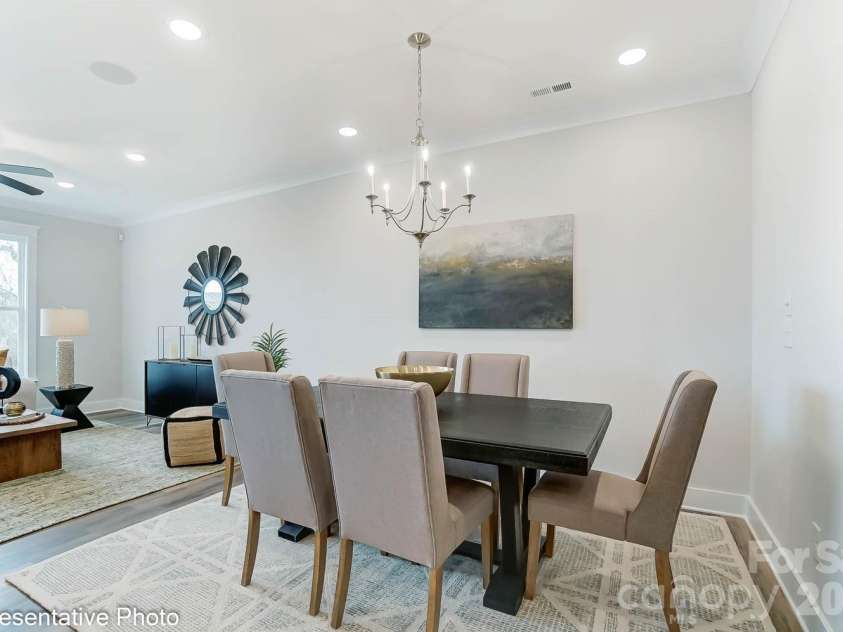 124 Pointer Trail, Troutman, NC 28166.  MLS# CAR4381982, YatesRealty ID 21736. Breakfast Area