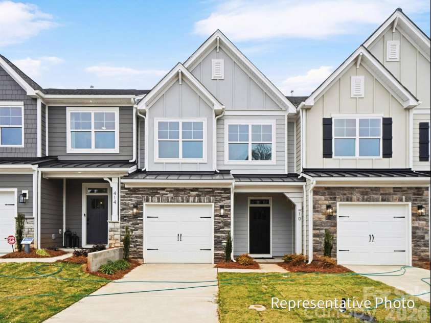 124 Pointer Trail, Troutman, NC 28166.  MLS# CAR4381982, YatesRealty ID 21736. Homesite 11 features an Ashland plan
