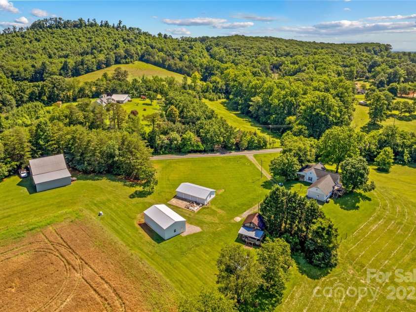 1043 Linneys Mill Road, Union Grove, NC 28689.  MLS# CAR4274249, YatesRealty ID 21737. 