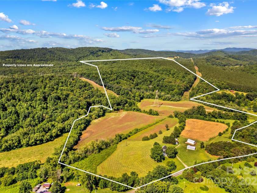 1043 Linneys Mill Road, Union Grove, NC 28689.  MLS# CAR4274249, YatesRealty ID 21737. 