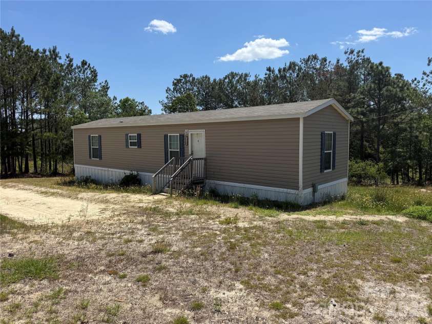 2640 Old Wire Road, Wallace, SC 29596.  MLS# CAR4382120, YatesRealty ID 21738. 