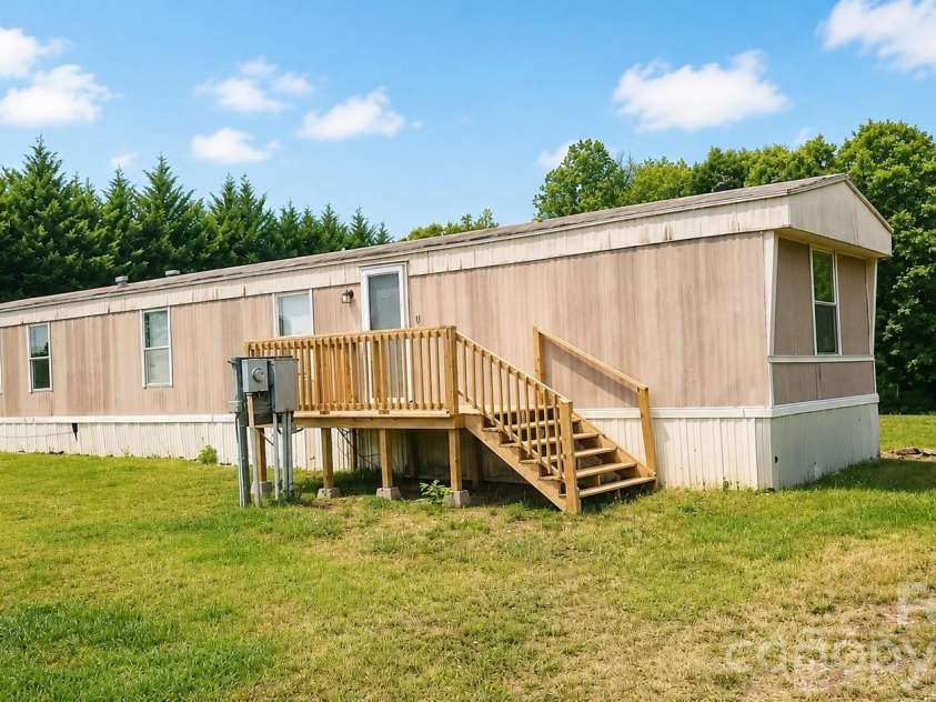 6503 Highway 97 Road, Hickory Grove, SC 29717.  MLS# CAR4382142, YatesRealty ID 21739. 