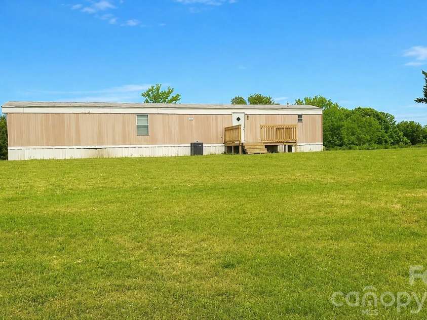 6503 Highway 97 Road, Hickory Grove, SC 29717.  MLS# CAR4382142, YatesRealty ID 21739. 
