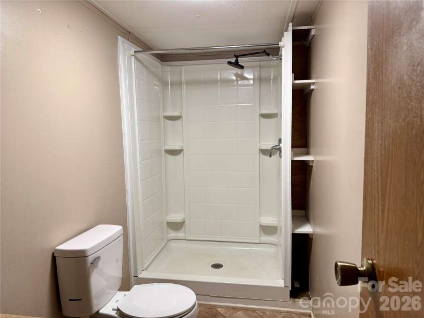 6503 Highway 97 Road, Hickory Grove, SC 29717.  MLS# CAR4382142, YatesRealty ID 21739. Hall Bath