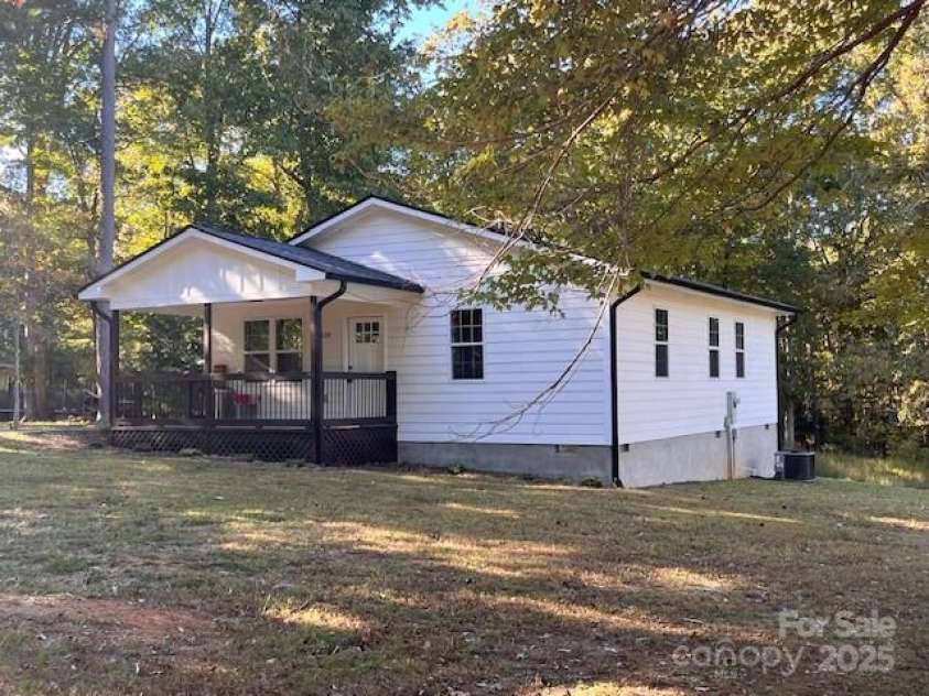 2538 Gemena Road, Chapel Hill, NC 27516.  MLS# CAR4307170, YatesRealty ID 2174. 
