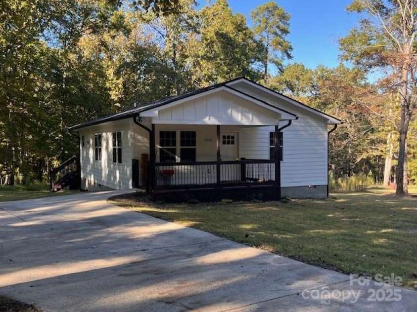 2538 Gemena Road, Chapel Hill, NC 27516.  MLS# CAR4307170, YatesRealty ID 2174. 