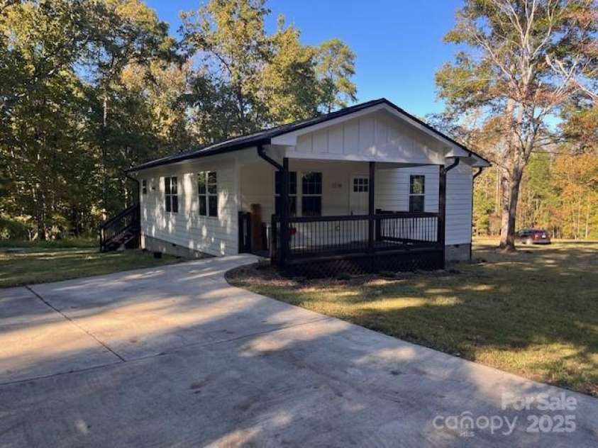 2538 Gemena Road, Chapel Hill, NC 27516.  MLS# CAR4307170, YatesRealty ID 2174. 