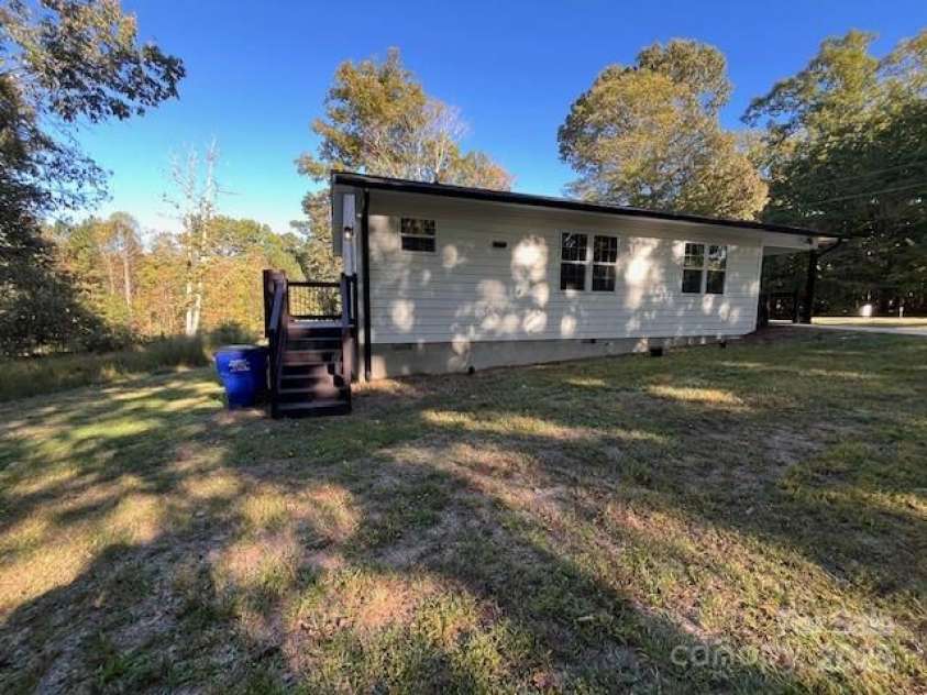 2538 Gemena Road, Chapel Hill, NC 27516.  MLS# CAR4307170, YatesRealty ID 2174. 