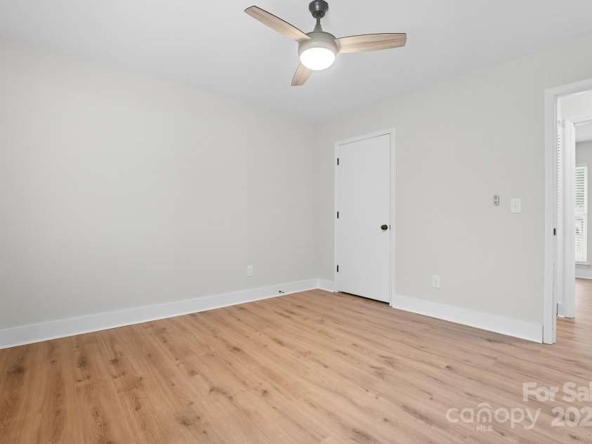 6732 Park Hickory Drive, Charlotte, NC 28227.  MLS# CAR4312422, YatesRealty ID 2174. 