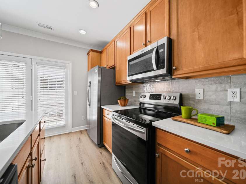 12719 Persimmon Tree Drive, Charlotte, NC 28273.  MLS# CAR4382115, YatesRealty ID 21740. 