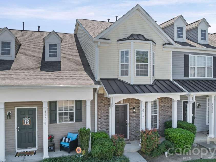 12719 Persimmon Tree Drive, Charlotte, NC 28273.  MLS# CAR4382115, YatesRealty ID 21740. 