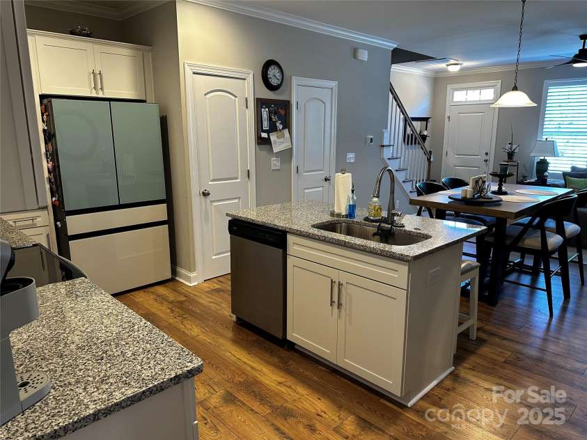 110 Pine Street, Lincolnton, NC 28092.  MLS# CAR4263532, YatesRealty ID 21741. 