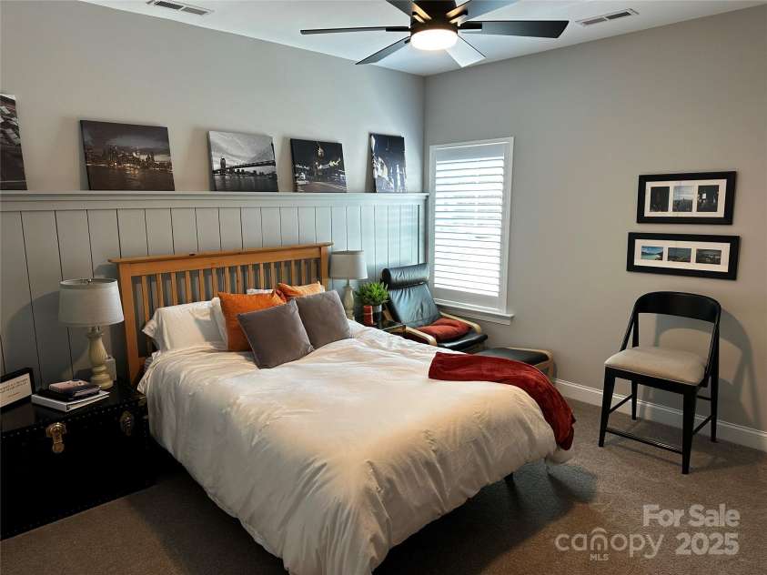 110 Pine Street, Lincolnton, NC 28092.  MLS# CAR4263532, YatesRealty ID 21741. 