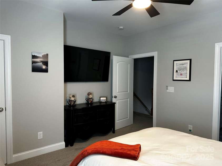 110 Pine Street, Lincolnton, NC 28092.  MLS# CAR4263532, YatesRealty ID 21741. 