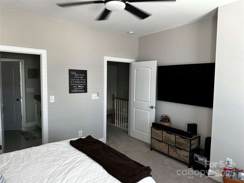 110 Pine Street, Lincolnton, NC 28092.  MLS# CAR4263532, YatesRealty ID 21741. 