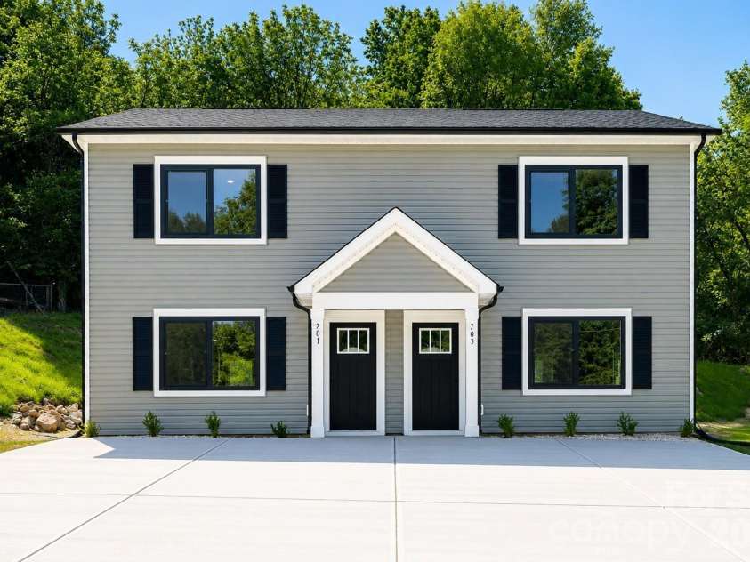 701 2nd Street Place, Conover, NC 28613.  MLS# CAR4382063, YatesRealty ID 21741. 