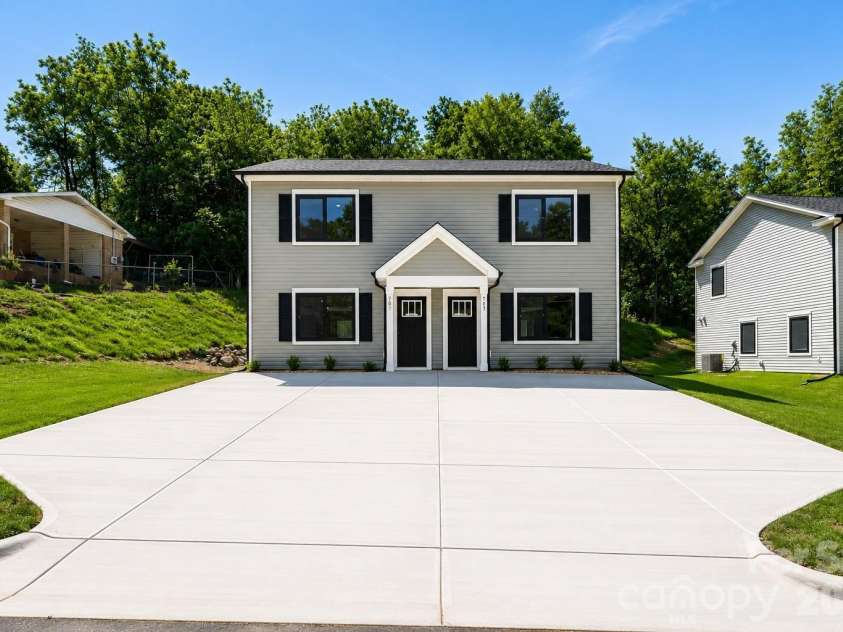 701 2nd Street Place, Conover, NC 28613.  MLS# CAR4382063, YatesRealty ID 21741. 