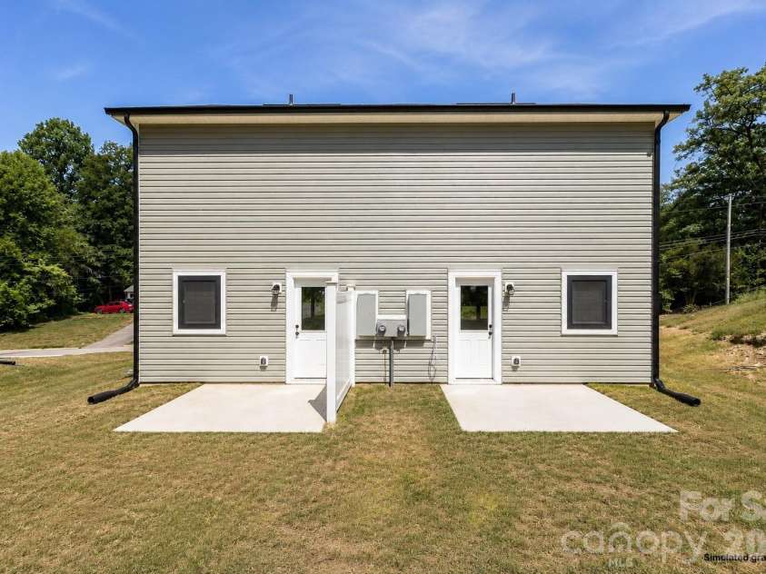 701 2nd Street Place, Conover, NC 28613.  MLS# CAR4382063, YatesRealty ID 21741. 